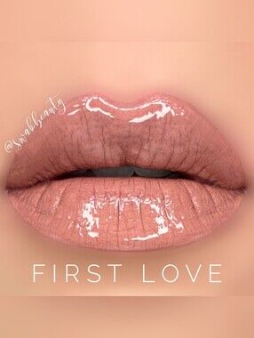 FIRST LOVE LIPSENSE